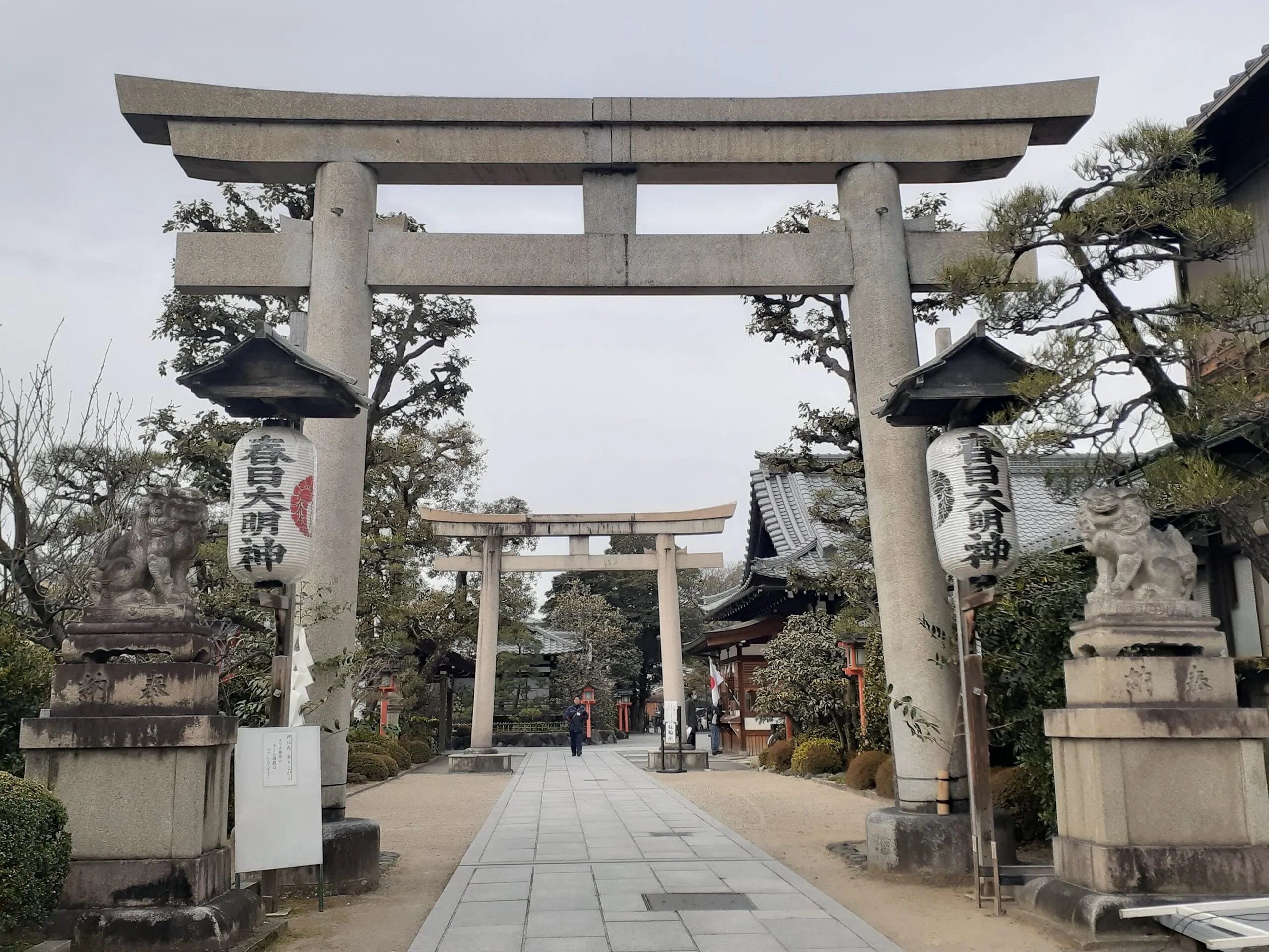西院春日神社