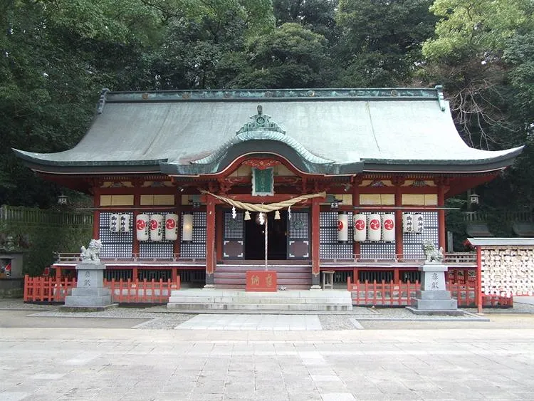 八幡朝見神社