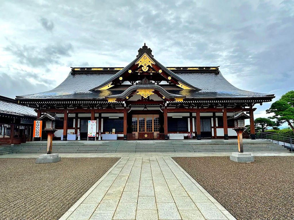 山形県護国神社の写真 3