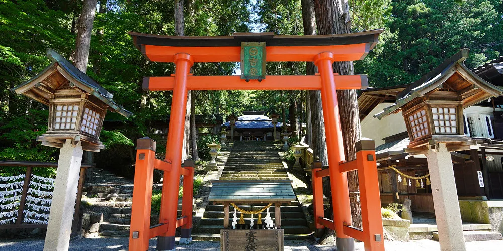 飛騨山王宮 日枝神社